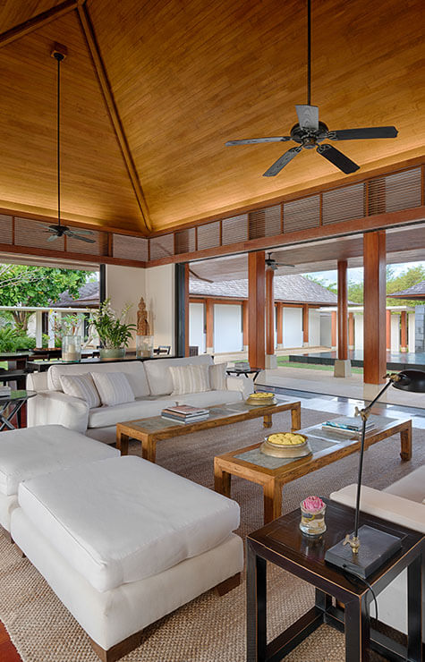 Villa Ananda - Living and dining area
